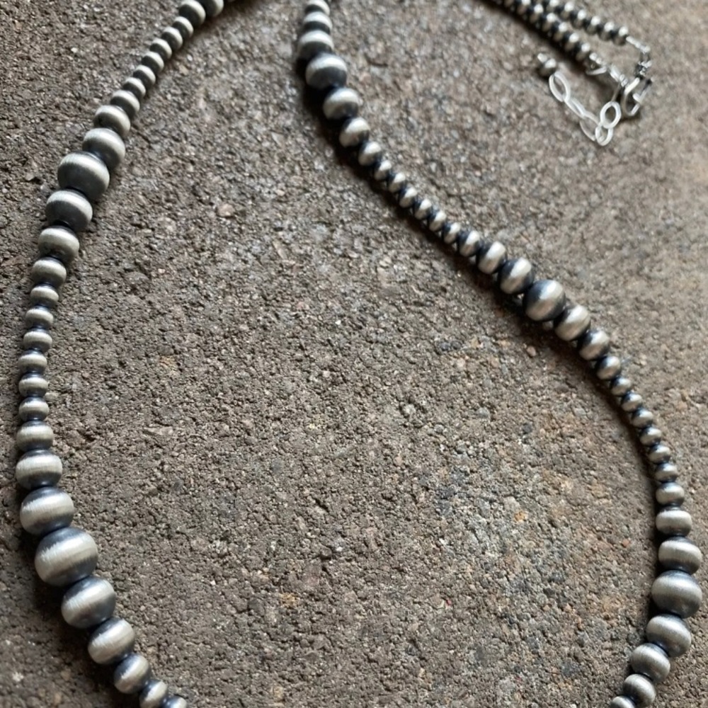 Sterlingsilver 4mm- 8mmgraduatedpearlsbeadnecklace - image 4